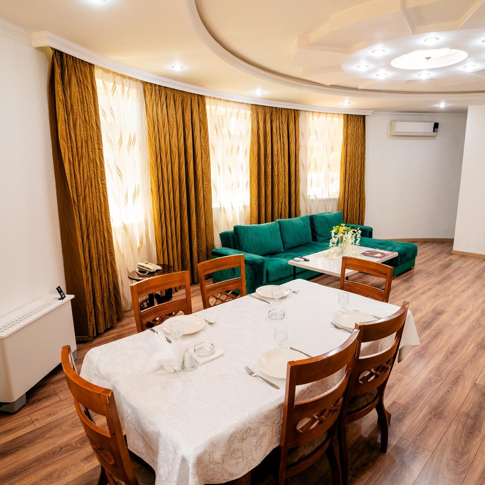 Panorama Villa Lux Hotel Baku Zewnętrze zdjęcie